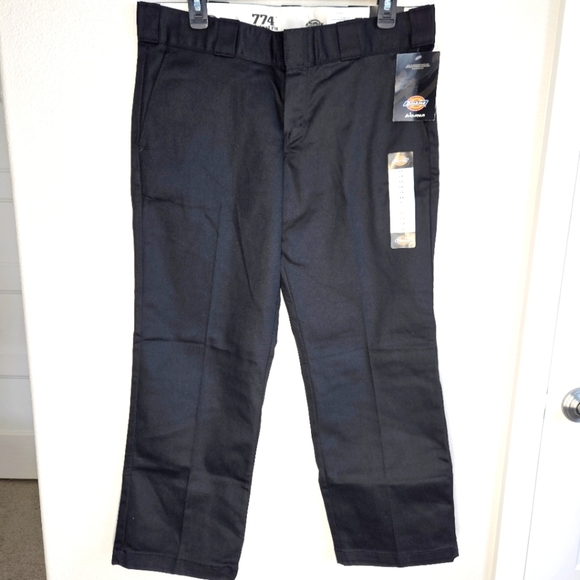 NWT!!! Dickies Women's 774 Original Work Pant Low Rise, Size 6P - Picture 1 of 7